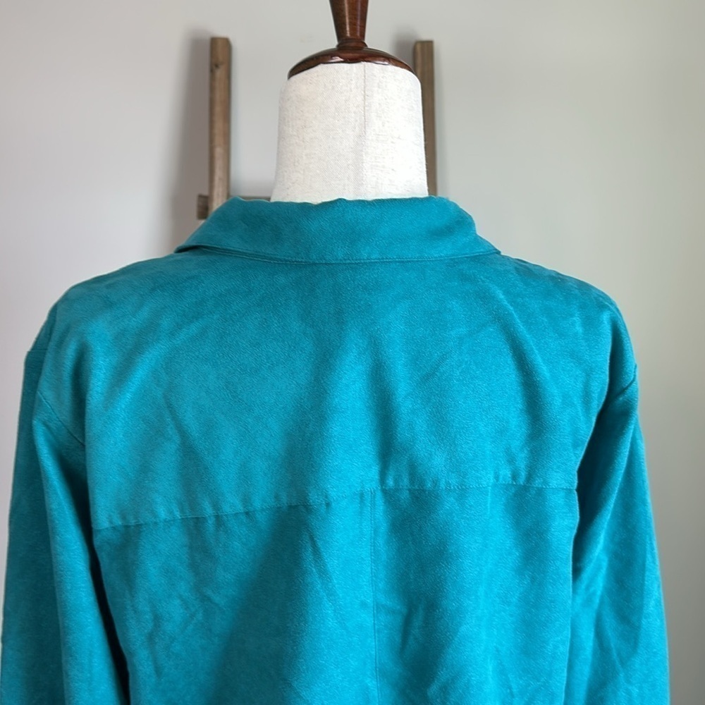Catherines Long Sleeve Button Down Suede Like Shirt Size 1X (18/20W) in GUC - Picture 12 of 17